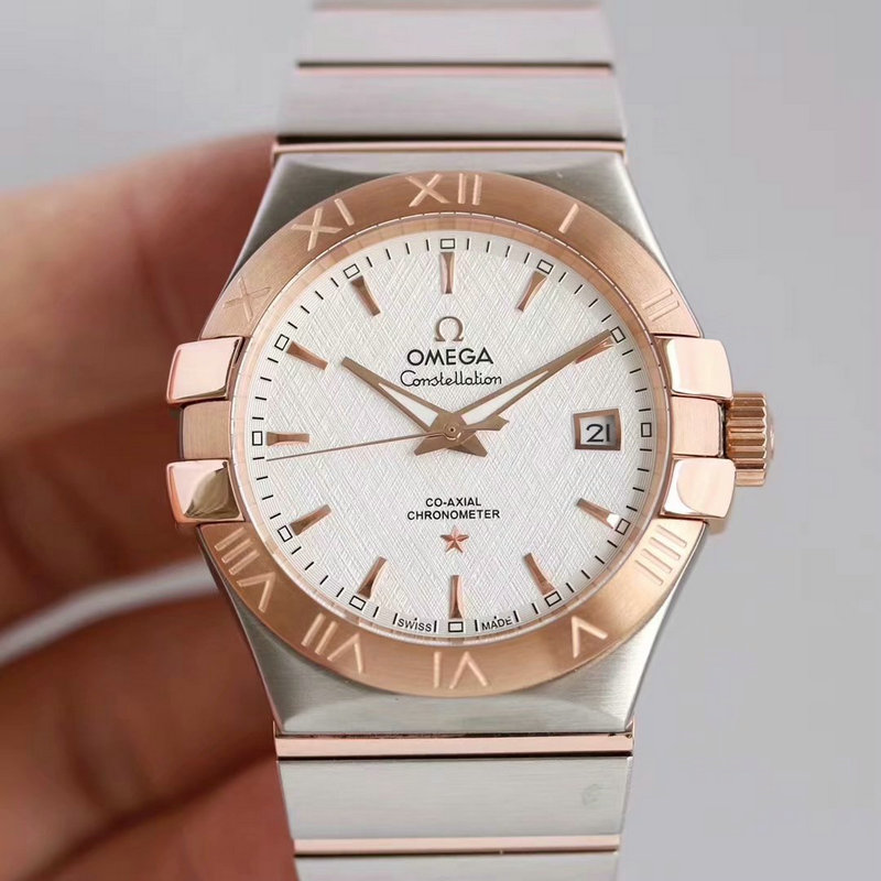 商品名称：オメガ OMEGA 2019年最新入荷 コンステレーション コーアクシャル ウォッチ 機械式 腕時計 メンズ 時計 カレンダー付き