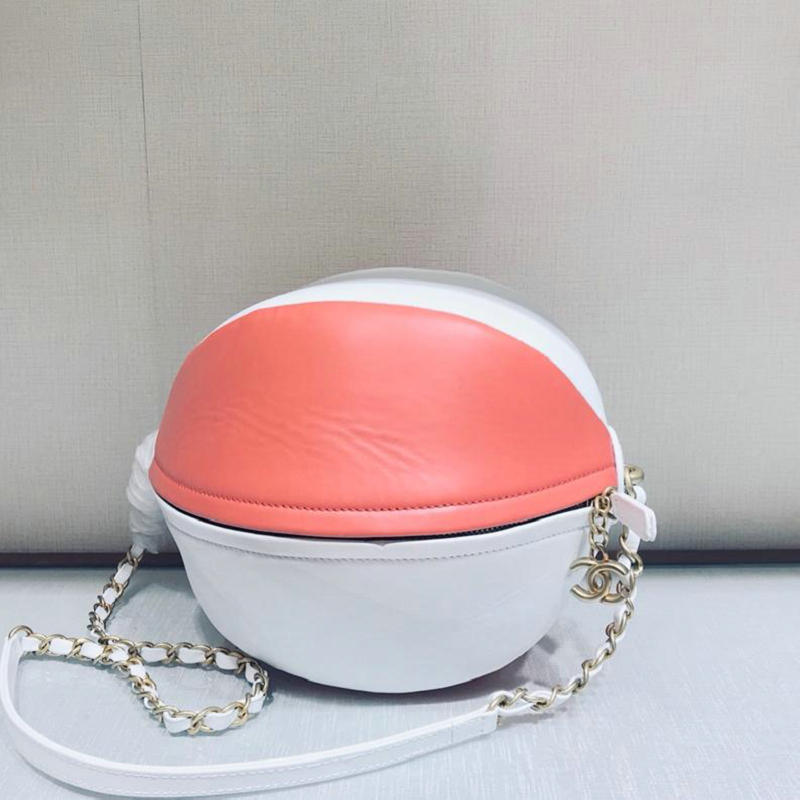 商品名称：シャネル CHANEL GH-CH0512 2019年最新入荷 ビーチボール ミノディエール 斜め掛け ショルダーバッグ イブリングバッグ チェーンポーチ カーフスキン