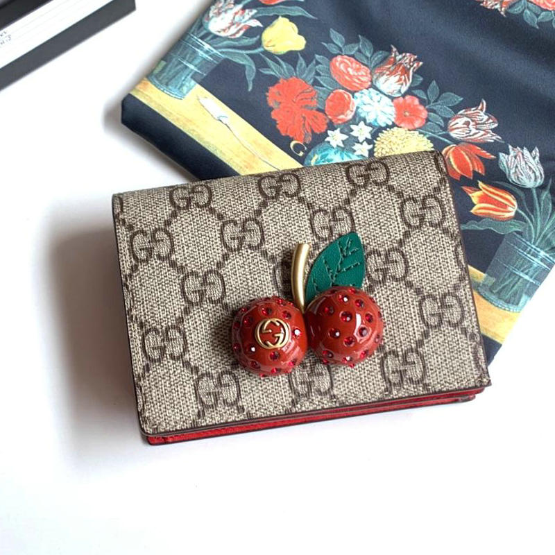 グッチ GUCCI G H-GG476050X 2019年最新入荷 チェリー付き GGスプリーム キャンバス カードケース 二つ折り短財布 札入れ