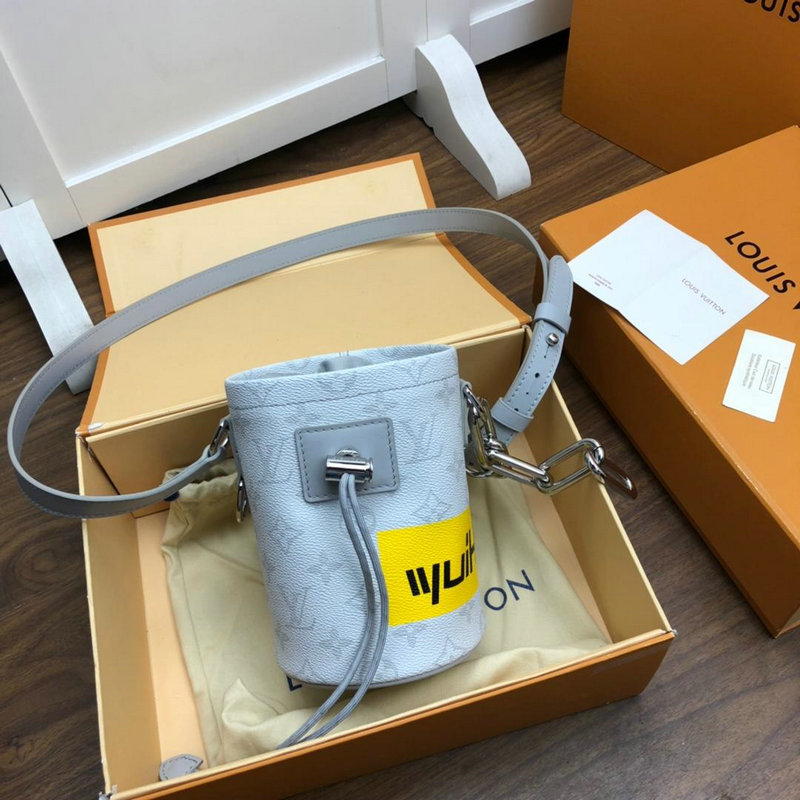商品名称：ルイヴィトン LOUISVUITTON GH-M44631 2019年最新入荷 チョーク ナノバッグ 斜め掛け ショルダーバッグ バケットバッグ モノグラム パターン
