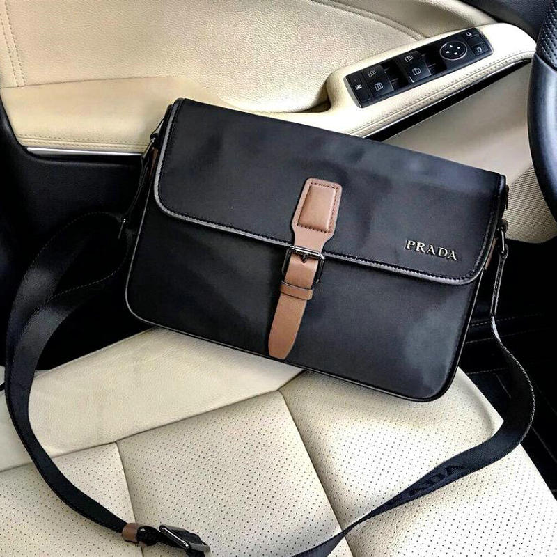 商品名称：プラダ PRADA GH-PD0272 2019年最新入荷 メッセンジャーバッグ 斜め掛け ショルダーバッグ メンズ レディース かばん ナイロン