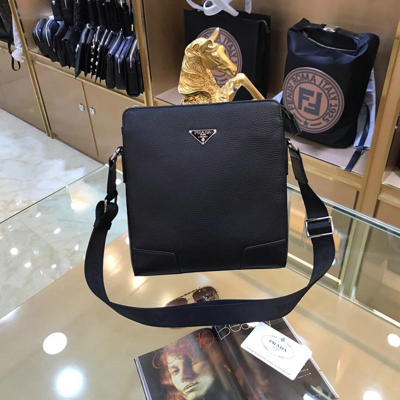 プラダ PRADA GH-PD8753S 2019年最新入荷 斜め掛け ショルダーバッグ メンズ ビジネスバッグ カーフスキン 黒