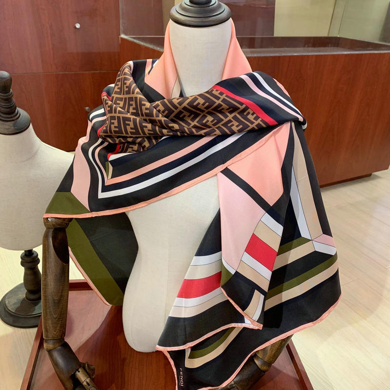 フェンディ FENDI AN-WJFD19004 2019年春夏最新入荷 マフラー ショール ネッカチーフ シルク レディース