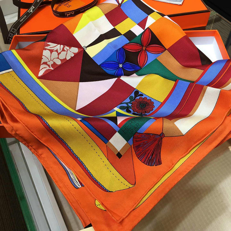エルメス HERMES AN-WJHE19002 2019年春夏最新入荷 マフラー スカーフ ショール ネッカチーフ シルク レディース