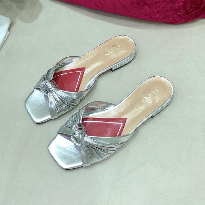 グッチ GUCCI 26-GGJ19055 2019年最新入荷 ビーチサンダル スリッパ ミュール レディース レザー