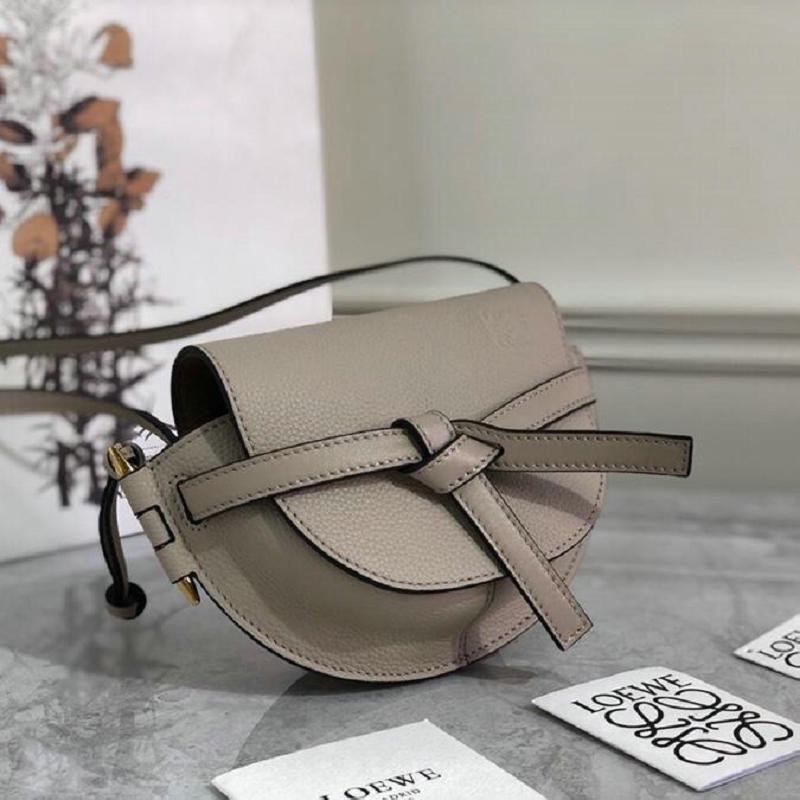ロエベ LOEWE 063-LEB1887QHS 2019年最新入荷 ゲートバッグ 斜めがけ ショルダーバッグ レディースかばん レジャー カーフスキン