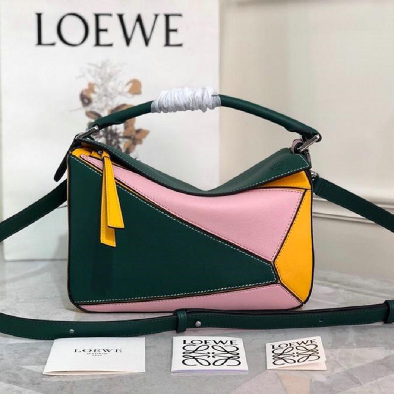 ロエベ LOEWE 063-LE1881PGF 2019年最新入荷 パズル 斜めがけ ショルダーバッグ ユニセックス ビジネス 出張 通勤 カジュアルバッグ
