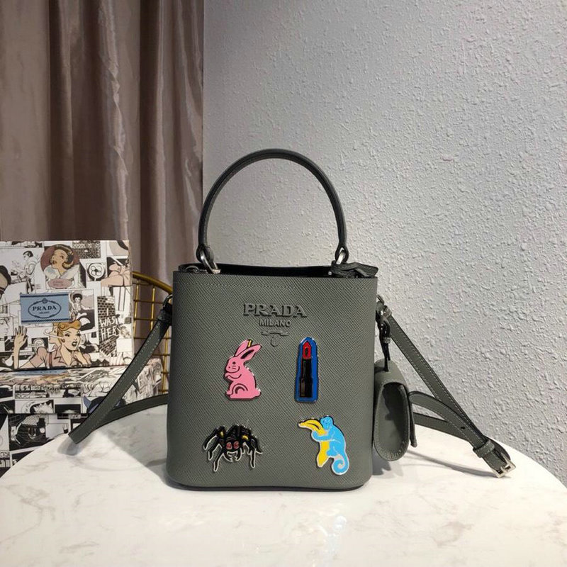 商品名称：プラダ PRADA 063-PD1BA217H 2019年最新入荷 トップハンドルバッグ トートバッグ 2way 斜めがけ ショルダーバッグ ハンドバッグ