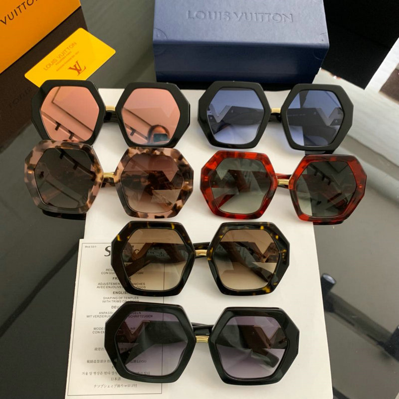 ヴァレンティノ Valentino  AN-YJVT19002 2019年春夏最新入荷 サングラス メガネ