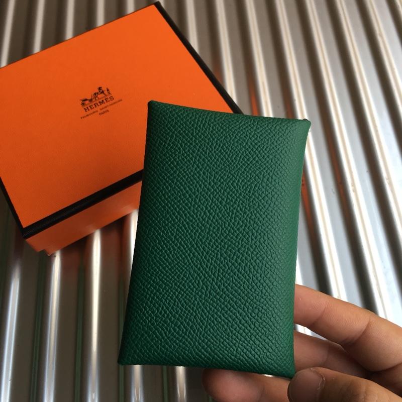 エルメス HERMES  063-HE0441GL 2019年最新入荷 カルヴィ カードケース 名刺入れ カードホルダー 二つ折り コンパクト 小銭入れ ヴォーエプソン