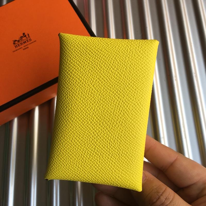 エルメス HERMES 063-HE0441NH 2019年最新入荷 カルヴィ カードケース 名刺入れ カードホルダー 二つ折り コンパクト 小銭入れ ヴォーエプソン