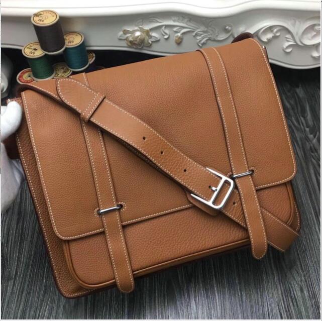 エルメス HERMES 063-HE0550NQK 2019年最新入荷 スティーヴ 斜めがけ ショルダーバッグ メンズバッグ ビジネス用 メッセンジャーバッグ 通勤 男子用 鞄