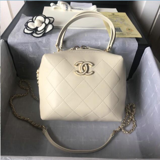 シャネル CHANEL  063-CH0782P 2019年最新作 トートバッグ ハンドバッグ スクエア ボーリングバッグ カーフスキン