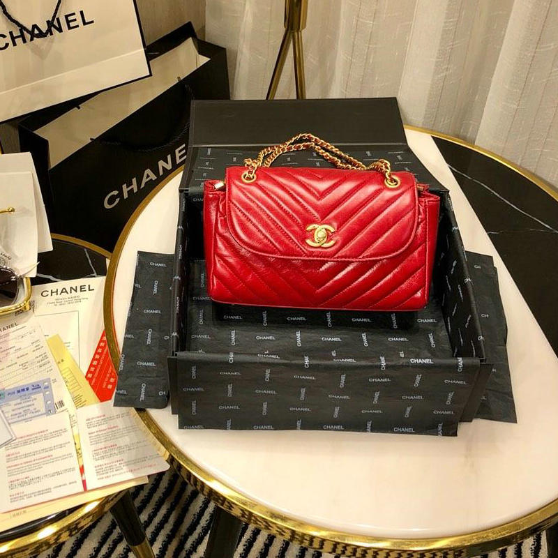 商品名称：シャネル CHANEL  063-CH57700R 2019年最新作 Cloudy touch フラップバッグ 斜めがけ ショルダーバッグ