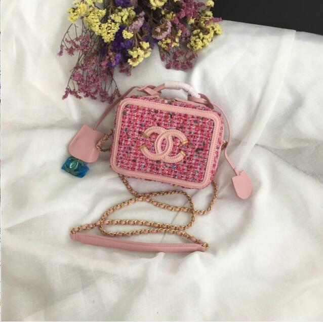 シャネル CHANEL 063-CH93344 2019年最新作 スモール ヴァニティー ケース 斜めがけ ショルダーバッグ レディースかばん
