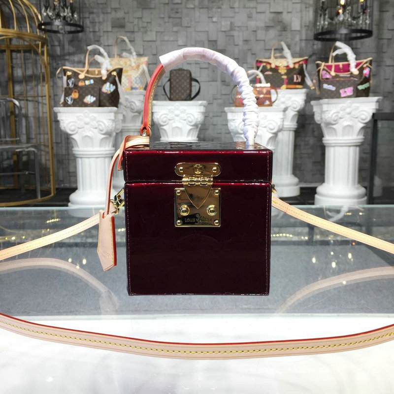 ルイヴィトン LOUISVUITTON  057-M52464J 2019年最新入荷 ブリーカー ボックス トートバッグ 2way ショルダーバッグ モノグラムヴェルニ レディース