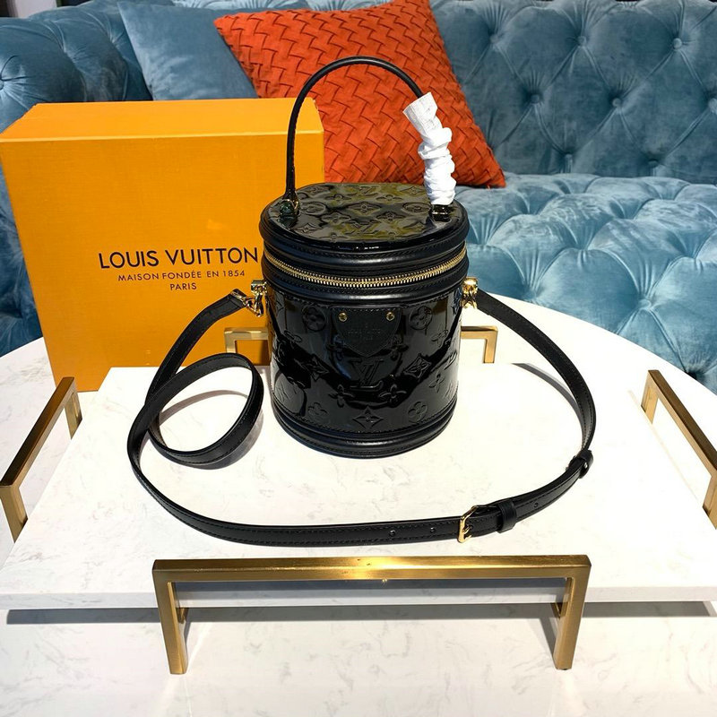 ルイヴィトン LOUISVUITTON  057-M53997 2019年最新入荷 カンヌ PM 斜めがけ ショルダーバッグ バゲットバッグ トートバッグ モノグラムヴェルニ