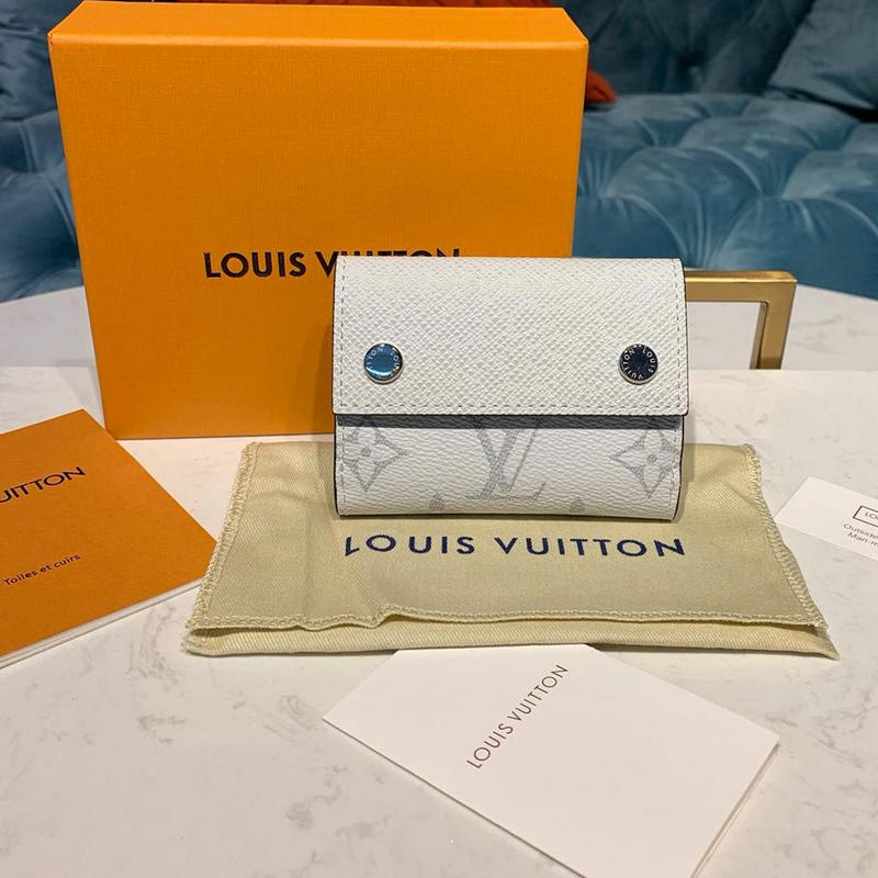 商品名称：ルイヴィトン LOUISVUITTON    057-M67621 2019年最新入荷 ディスカバリー コンパクト ウォレット 三つ折り短財布 タイガレザー 札入れ