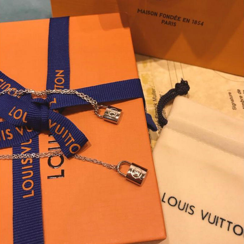 ルイヴィトン LOUISVUITTON  057-Q93559 2019年最新入荷 ネックレス ロングネックレス ゴールド