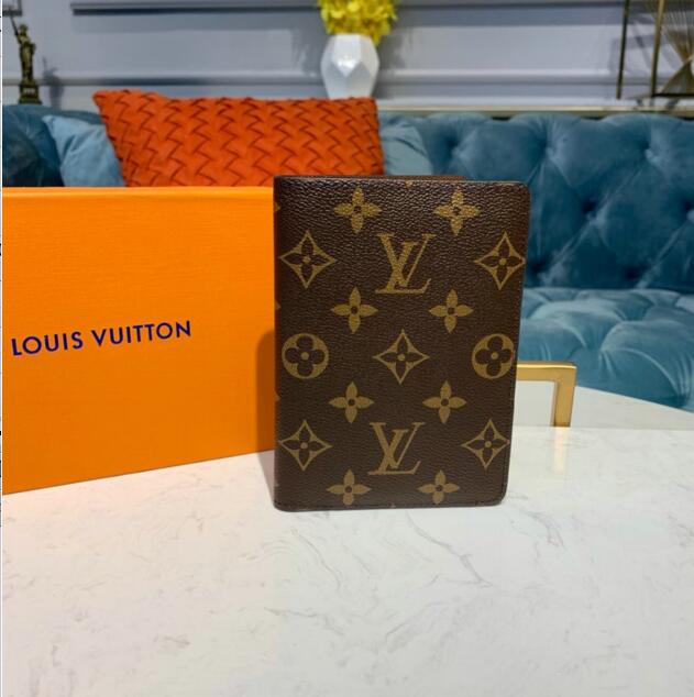 商品名称：ルイヴィトン LOUISVUITTON  057-M60181 2019年最新入荷 クーヴェルテュール パスポール NM パスポートケース モノグラムキャンパス カードポケット付き