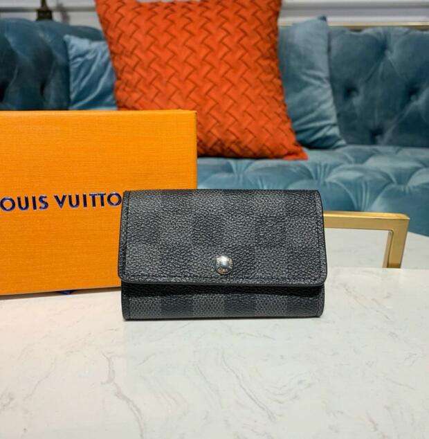商品名称：ルイヴィトン LOUISVUITTON  057-N62662 2019年最新入荷 ミュルティクレ 6連 キーケース キーホルダー ダミエグラフィットキャンパス