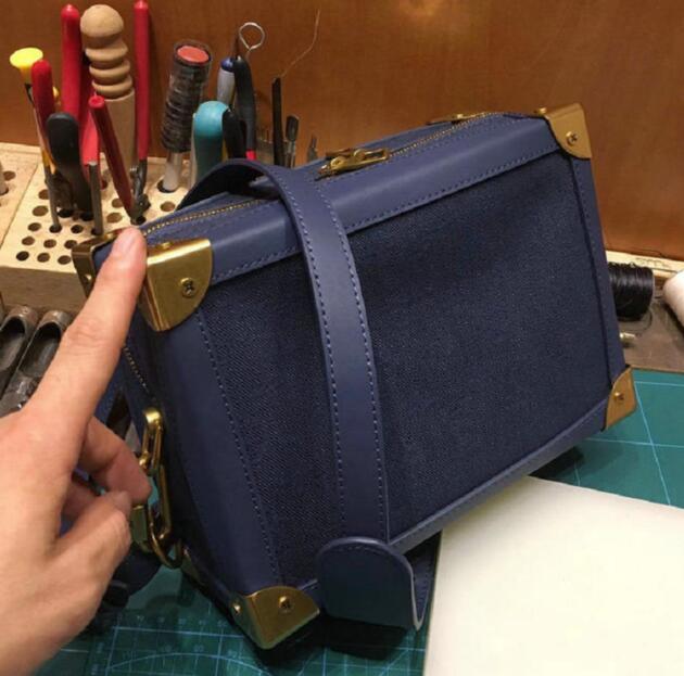 ルイヴィトン LOUISVUITTON  057-M44723 2019年最新入荷 ソフトトランク ショルダーバッグ レディースかばん モノグラムキャンパス