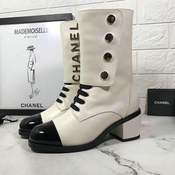 シャネル CHANEL 26-CHJ20040  2020年秋冬最新入荷 ローヒールブーツ ミドルブーツ レディースシューズ 靴 通勤 通学