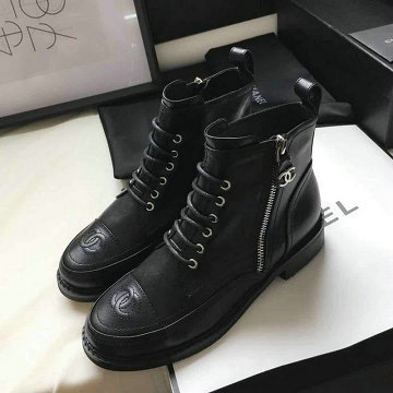 商品名称：シャネル CHANEL  26-CHJ20046j 2020年秋冬最新入荷 ショートブーツ ローヒールブーツ レディースシューズ マーティンブーツ 靴 通勤 通学