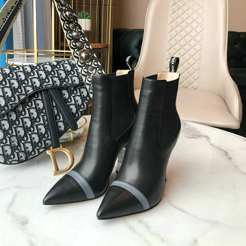 商品名称：フェンディ FENDI  26-FDJ20011 2020年秋冬最新入荷 ショートブーツ ハイヒールシューズ ピンヒール レディース 靴 ウィメンズ カジュアルシューズ レザー
