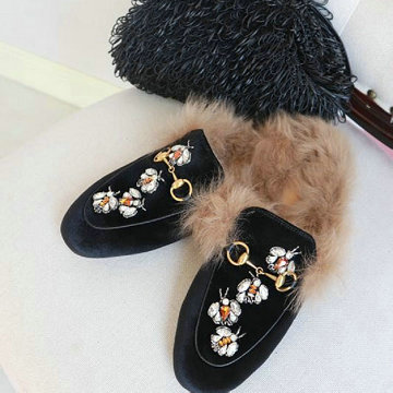 商品名称：グッチ GUCCI  26-GGJ20025  2020年秋冬最新入荷 プリンスタウン サンダル エンブロイダリー付き レザー スリッパ レディース ミュール