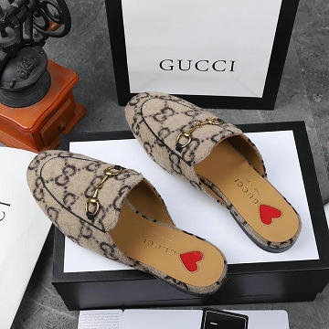 グッチ GUCCI  26-GGJ20028 2020年秋冬最新入荷 サンダル ミュール スリッパ レザー レディースシューズ