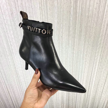 商品名称：ルイヴィトン LOUISVUITTON  26-LVJ20020 2020年秋冬最新入荷 ショートブーツ ローヒールブーツ レディースシューズ 靴 ジッピー カジュアルシューズ レザー