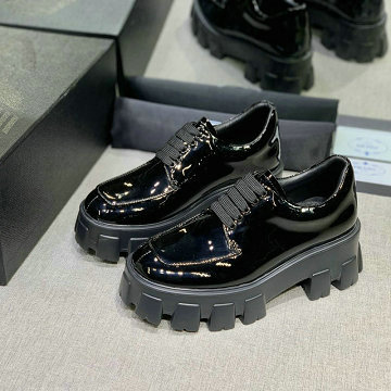 プラダ PRADA  26-PDJ20001 2020年秋冬最新入 レースアップシューズ 皮靴 レディースシューズ 厚底ブーツ パテントーレザー カジュアルシューズ 黒