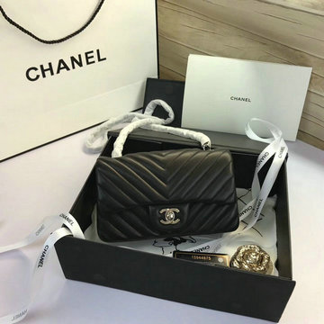 商品名称：シャネル CHANEL JS-CH1116VYYK  2019年最新入荷 クラシック 斜めがけ ショルダーバッグ フラップバッグ レディースかばん ラムスキン シルバーチェーン
