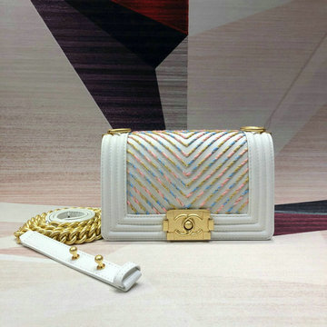 シャネル CHANEL 2019年最新入荷  JS-CH67085VCS BOY スモール ハンドバッグ 斜め掛け ショルダーバッグ フラップバッグ レディース カーフスキン