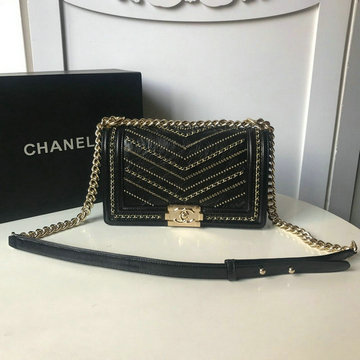 商品名称：シャネル CHANEL JS-CH67086VLJK  2019年最新入荷 BOY スモール ハンドバッグ 斜め掛け ショルダーバッグ フラップバッグ レディース