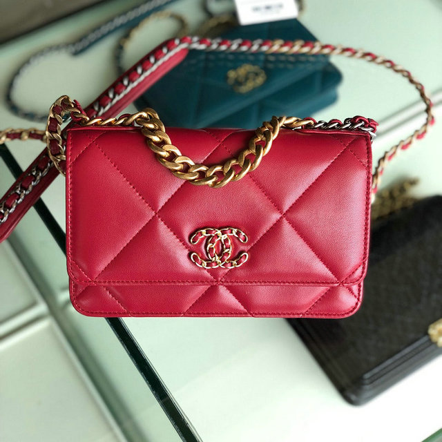 シャネル CHANEL 2019年最新入荷 19 チェーンウォレット 斜め掛け ショルダーバッグ ゴートスキン レディースかばん