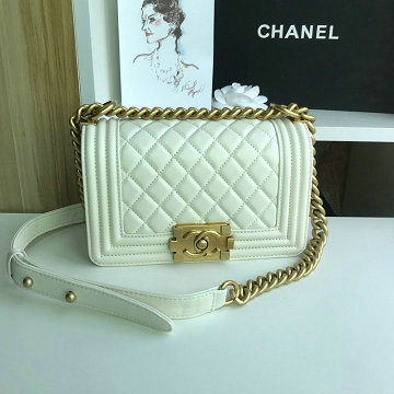 商品名称：シャネル CHANEL JS-CH67085YJB 2019年最新入荷 BOY スモール ハンドバッグ 斜め掛け ショルダーバッグ フラップバッグ レディース ラムスキン