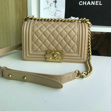 商品名称：シャネル CHANEL JS-CH67085YJX 2019年最新入荷 BOY スモール ハンドバッグ 斜め掛け ショルダーバッグ フラップバッグ レディース ラムスキン
