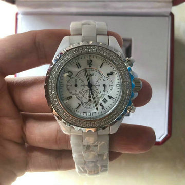 商品名称：シャネル CHANEL ZX-CHT19008  2019年最新入荷 J12 腕時計 メンズ レディース 時計 クォーツ ウォッチ 男女兼用 セラミック