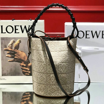 ロエベ LOEWE DDB-LE261817PBK 2020年最新入荷 ゲート バケットバッグ ショルダーバッグ カーフレザー