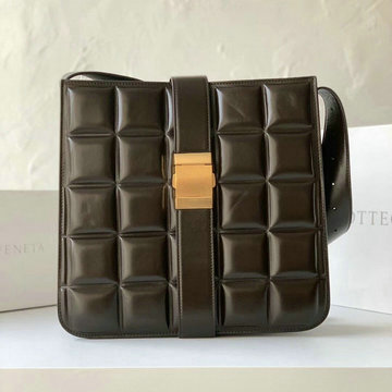 ボッテガヴェネタ BOTTEGAVENETA aj-BOV70027S 2020年最新入荷 斜め掛け ショルダーバッグ レディースかばん ラムスキン