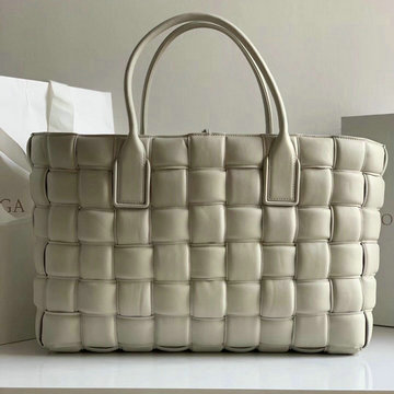 ボッテガヴェネタ BOTTEGAVENETA 2020年最新入荷 ラージ ザ アルコ トートバッグ トップハンドルバッグ ハンドバッグ レディースかばん ラムスキン