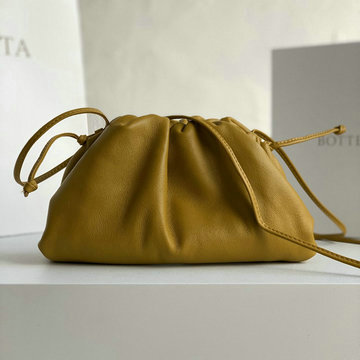 ボッテガヴェネタ BOTTEGAVENETA aj-BOV576227pTH 2020年最新入荷 ミニ ザ ポーチ 斜め掛け ショルダーバッグ レディースかばん カーフレザー