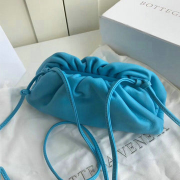 ボッテガヴェネタ BOTTEGAVENETA aj-BOV576227pTL 2020年最新入荷 ミニ ザ ポーチ 斜め掛け ショルダーバッグ レディースかばん カーフレザー