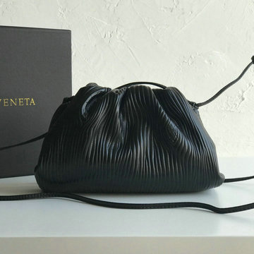 ボッテガヴェネタ BOTTEGAVENETA aj-BOV576227wBK 2020年最新入荷 ミニ ザ ポーチ 斜め掛け ショルダーバッグ レディースかばん カーフレザー