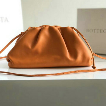 ボッテガヴェネタ BOTTEGAVENETA aj-BOV576227pCS 2020年最新入荷 ミニ ザ ポーチ 斜め掛け ショルダーバッグ レディースかばん カーフレザー