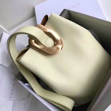 ボッテガヴェネタ BOTTEGAVENETA aj-BOV576804MB  2020年最新入荷 バゲットバッグ トートバッグ ハンドバッグ ナッパー ラムスキン