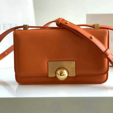 ボッテガヴェネタ BOTTEGAVENETA aj-BOV578009XC 2020年最新入荷 BV クラシック 斜め掛け ショルダーバッグ カーフレザー