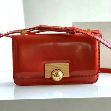 商品名称：ボッテガヴェネタ BOTTEGAVENETA aj-BOV578009XR 2020年最新入荷 BV クラシック 斜め掛け ショルダーバッグ カーフレザー
